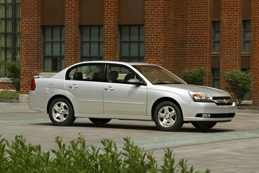  Chevrolet Malibu 2004 года  (фото 42 из 72)